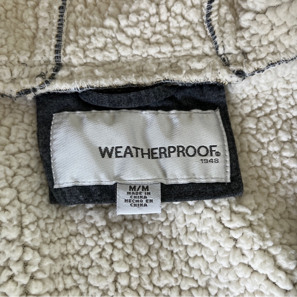 Weatherproof woman’s jacket - Picture 7 of 11